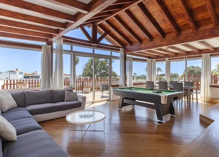 Luxury Villa Nieve